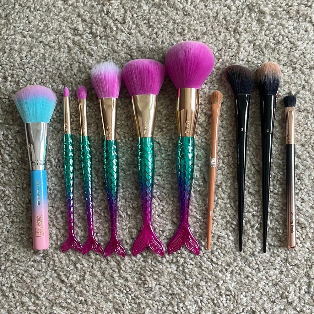 Make up brush bundle